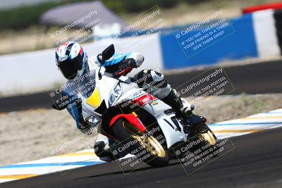 media/Jun-07-2025-TrackDaz (Sat) [[4413525952]]/C Group/1240pm (Turn 1)/